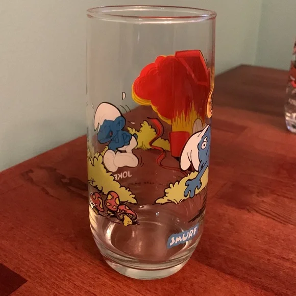 1982 Smurf glasses - Picture 8 of 9